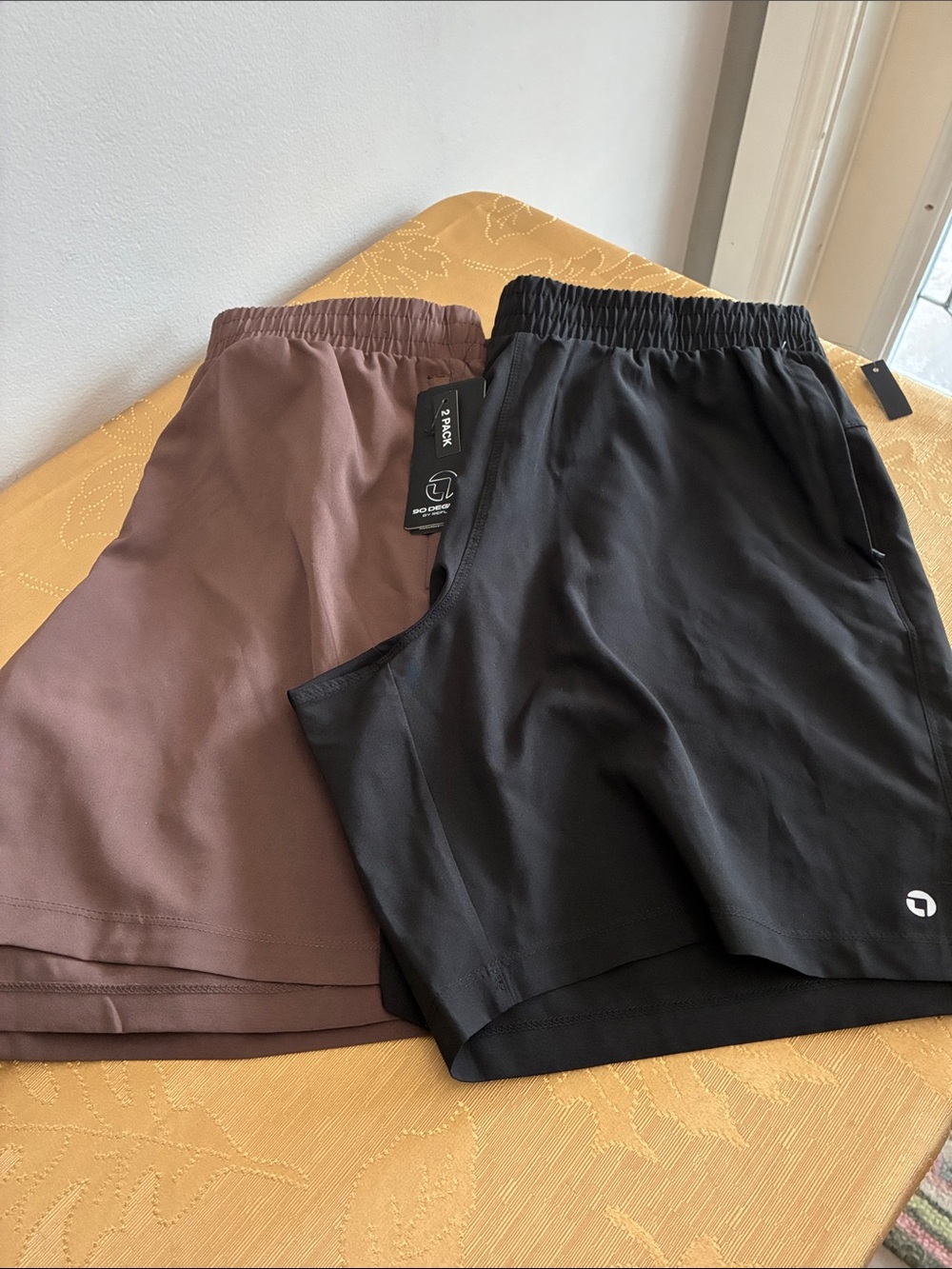 90 Degree By Reflex Men's Athletic Shorts in Black and Brown